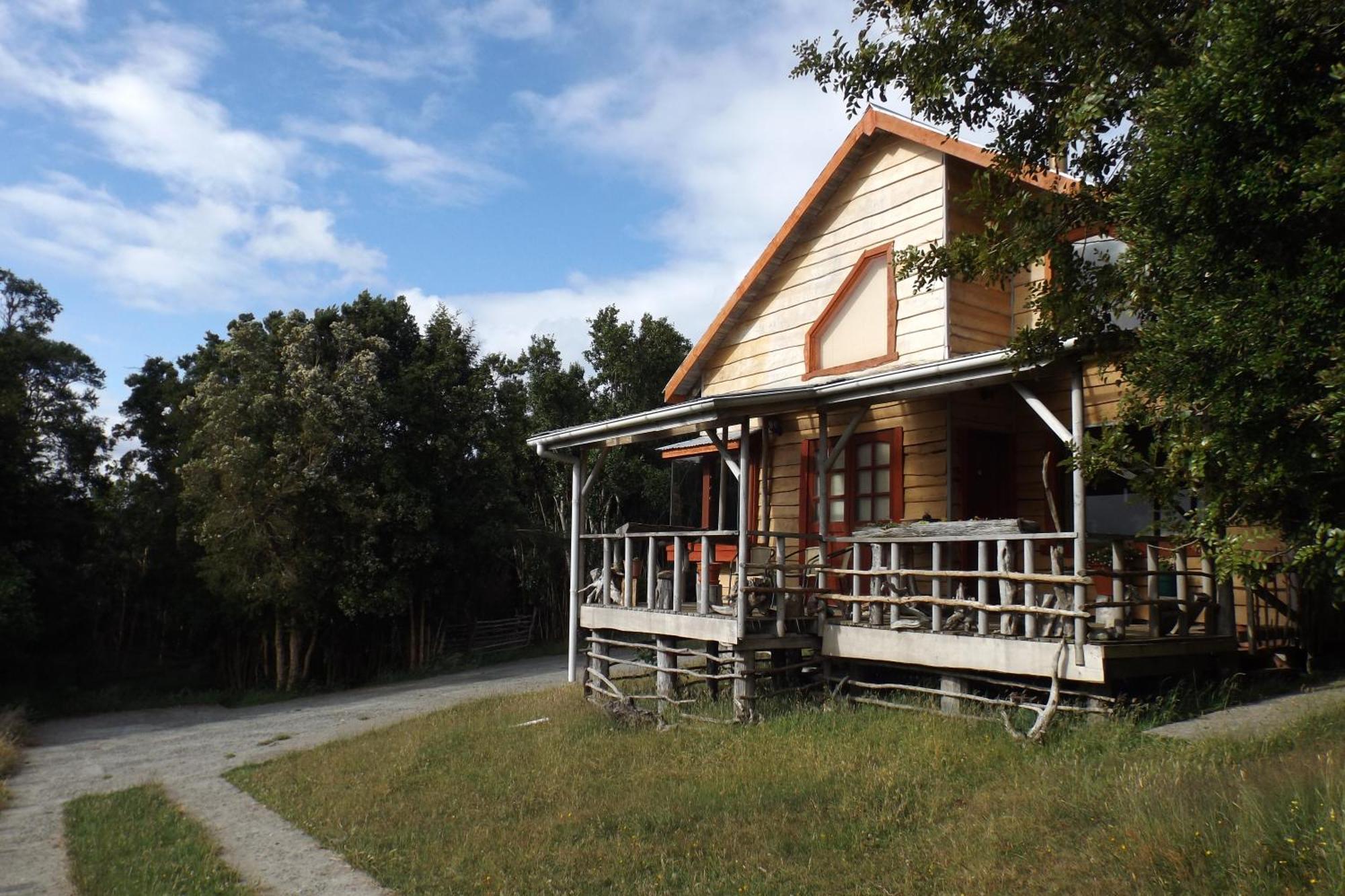 Karukinka Guest House Chonchi Exterior photo